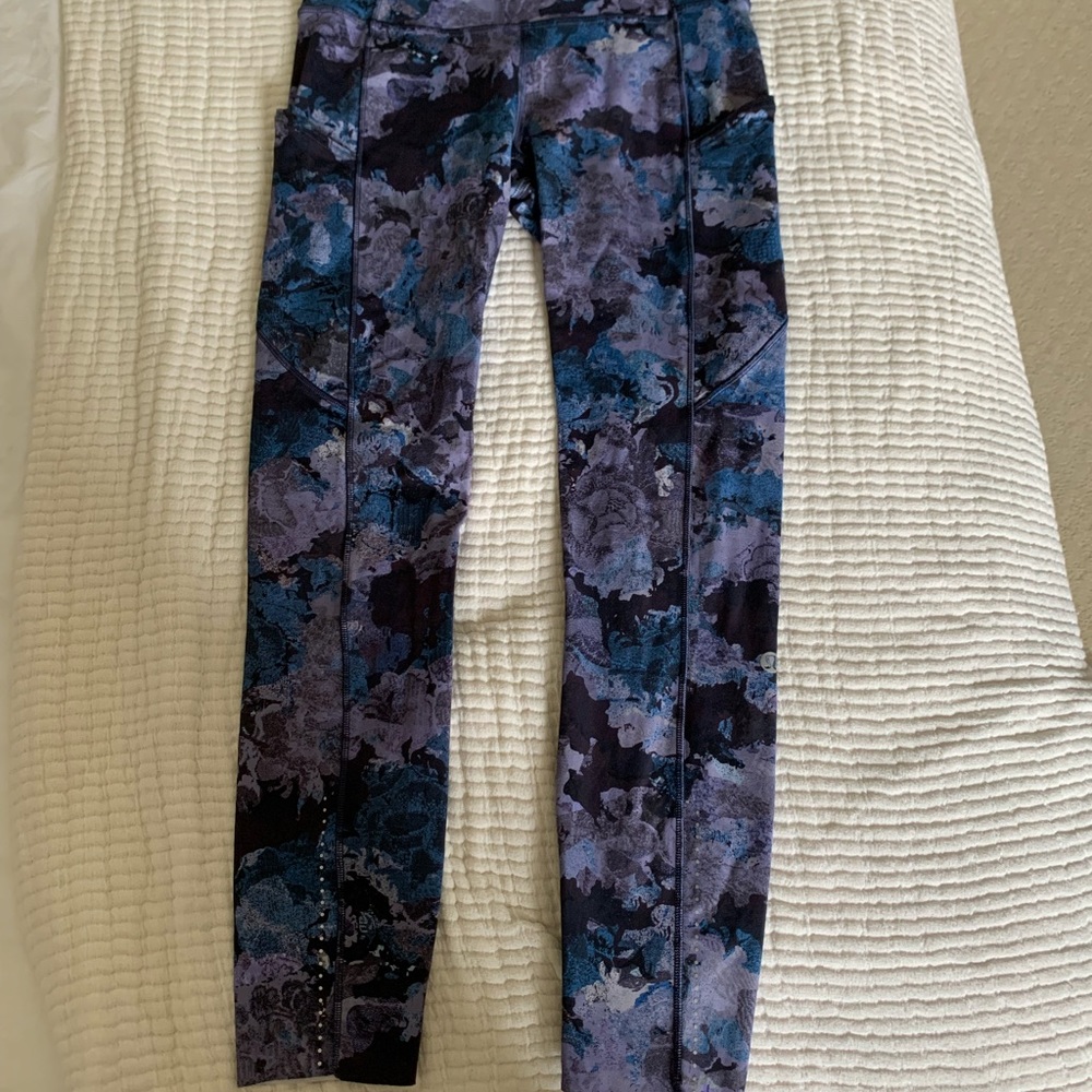 Lululemon Fast and Free reflective legging